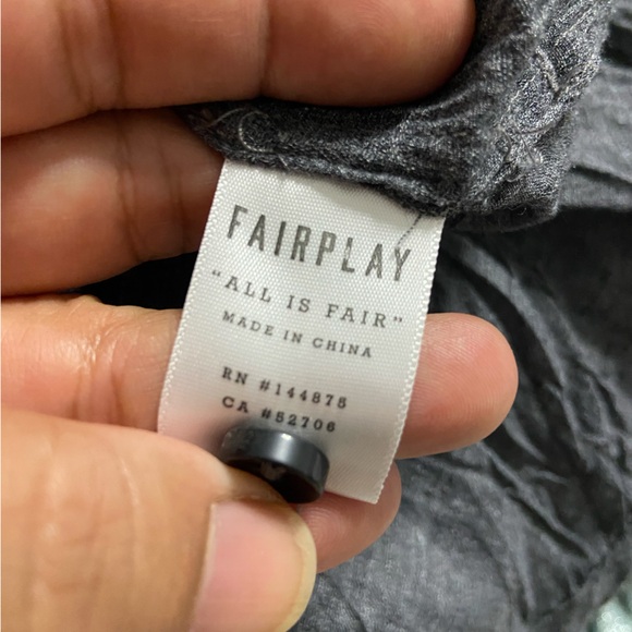 D8- FAIR PLAY Grey Mini T-Shirt Dress - Picture 5 of 6